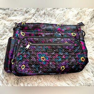 Lug Purse (Dark flower pattern)